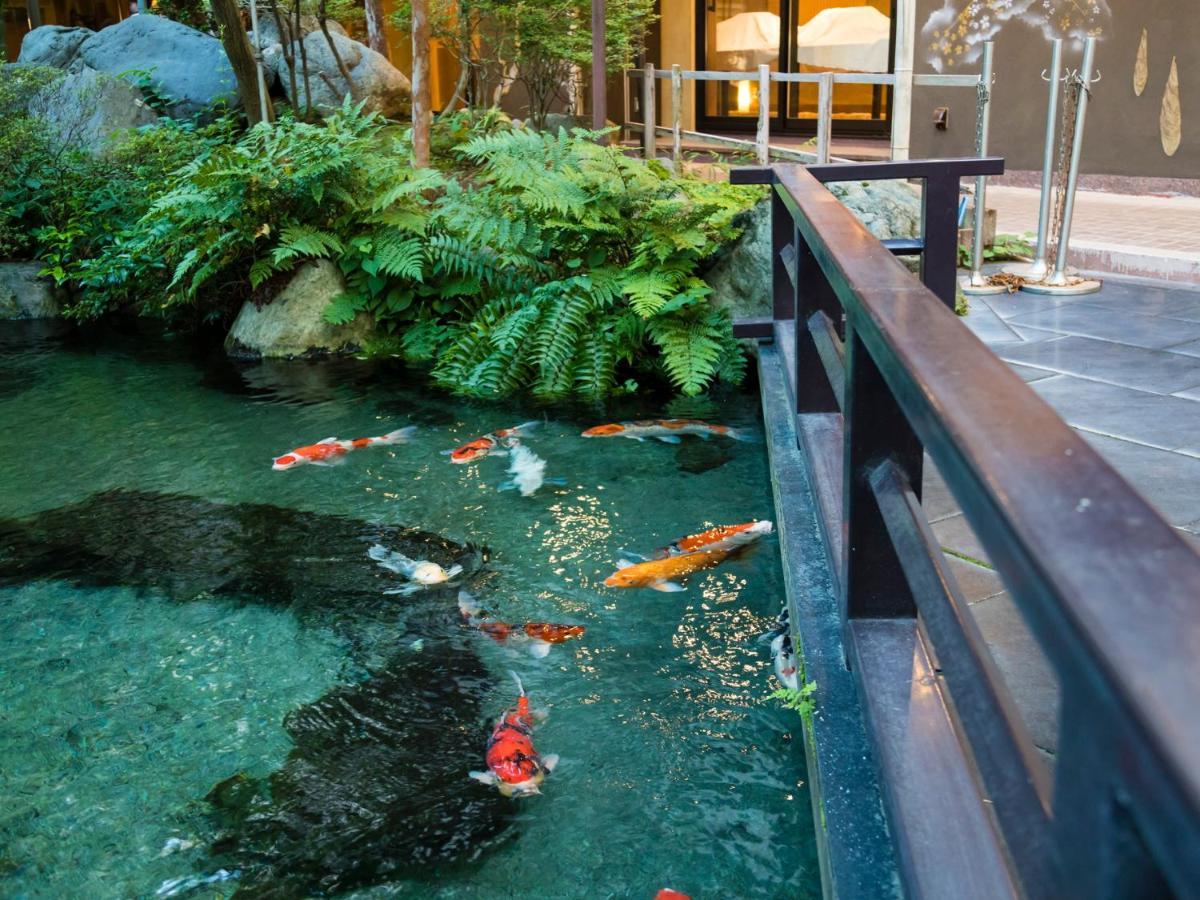 Japanese Onsen Ryokan Kohakuen Fuefuki Extérieur photo